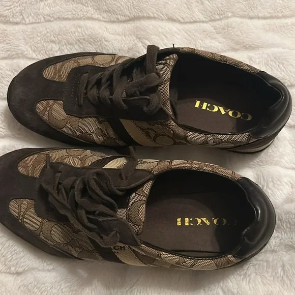 COACH (New York) - Picture 3 of 9